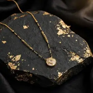 Solitaire Radiance Mangalsutra – Gold